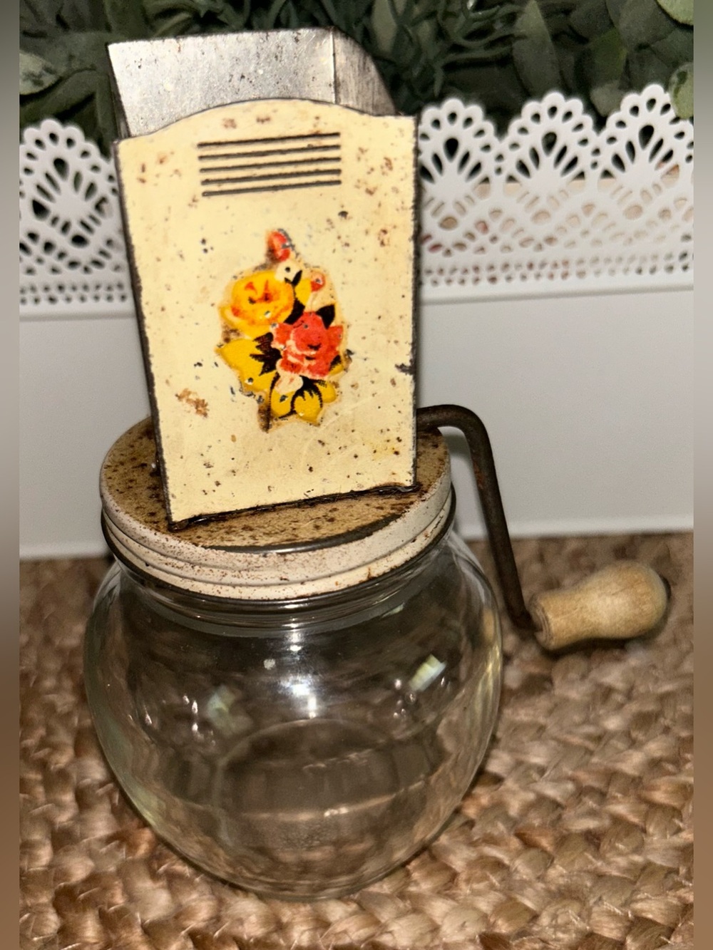 VTG 1940s Hazel Atlas Glass & Tin Crank-Style Manual Nut Grinder